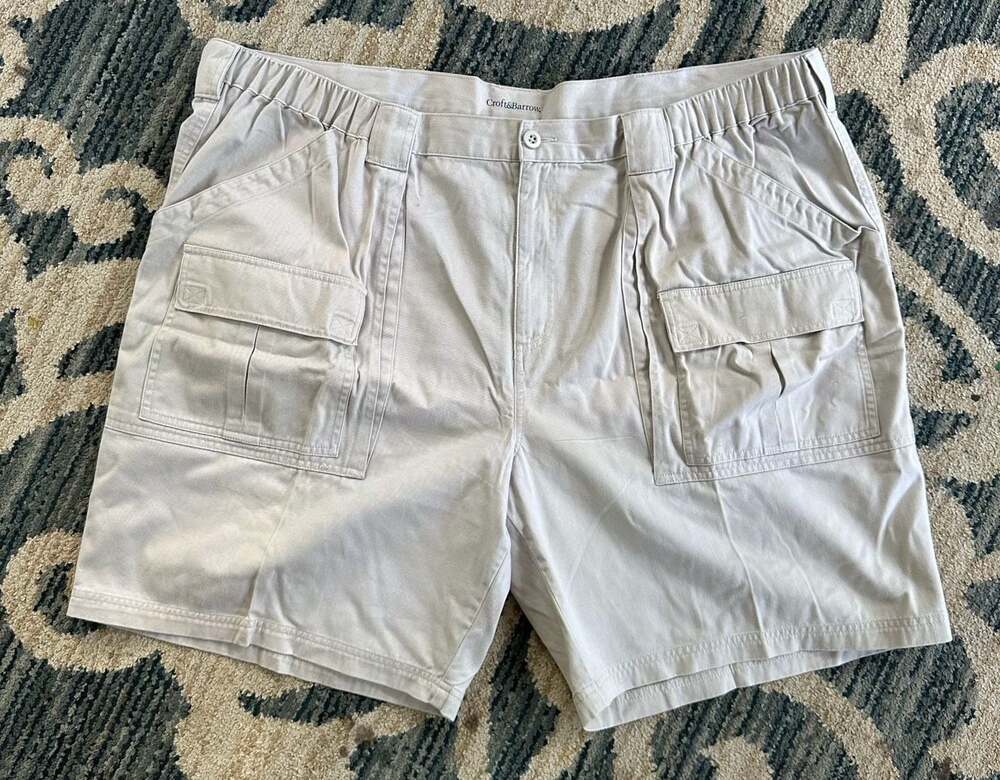 Croft & Barrow Men's Shorts Khaki Cargo Shorts with Side Elastic Waist Sz 50